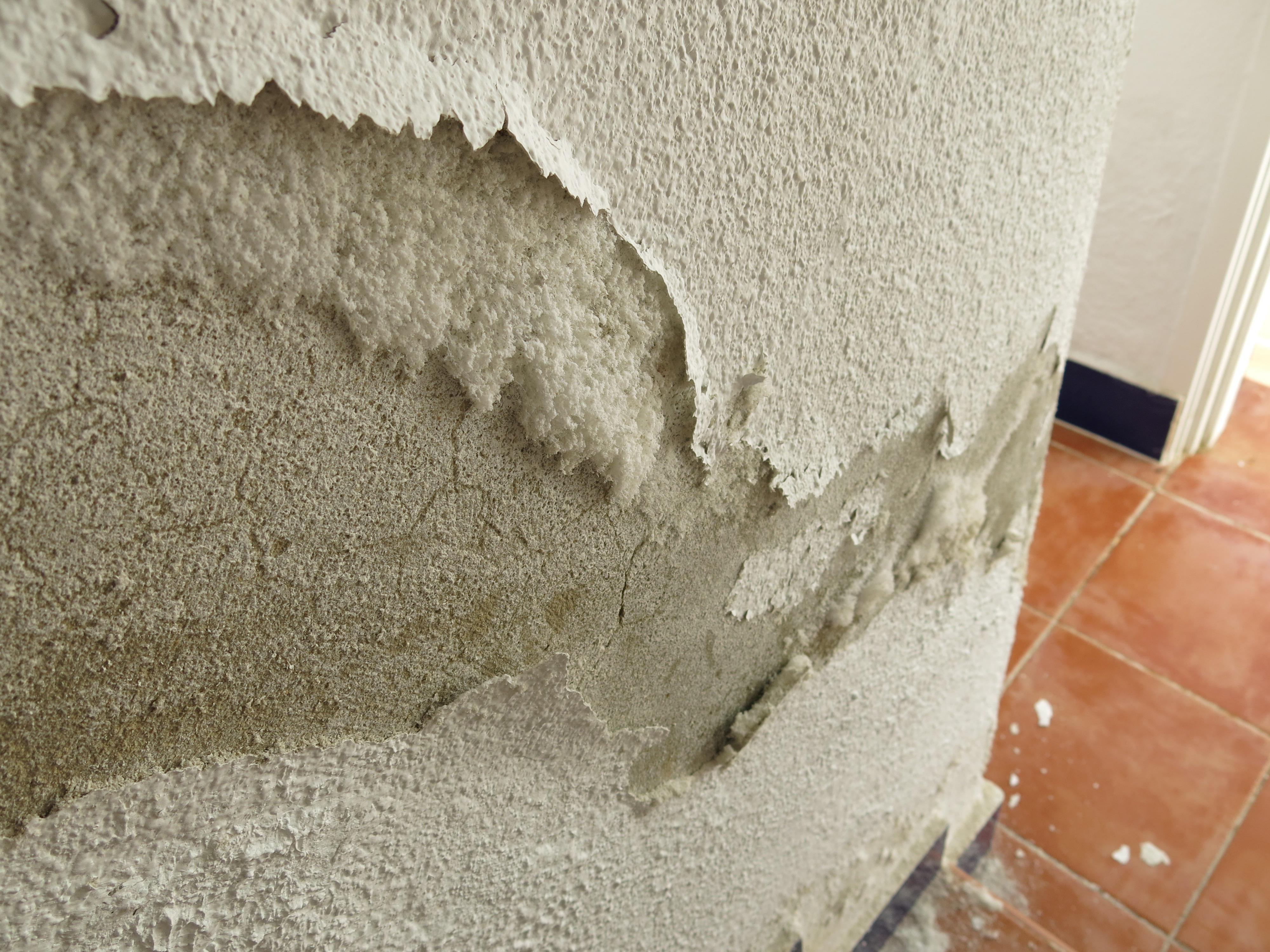 Comment traiter des murs intérieurs humides ?