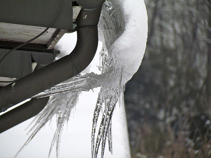 Contrôle des gouttières avant l’hiver